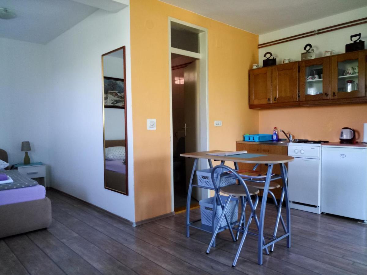 Studio Apartman Mak דוגה רסה מראה חיצוני תמונה